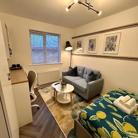 Pensjonat R3 - Private With Kitchenette And Lounge In House - Quinton